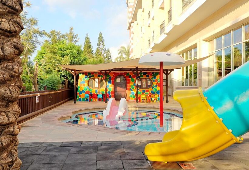 Crystal Aura Beach Resort & Spa Ultimate All Inclusive