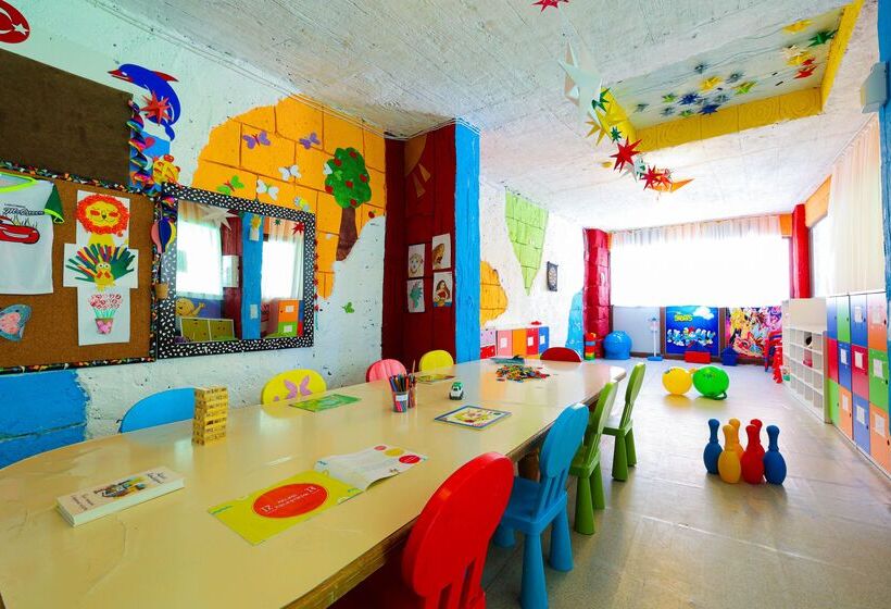 Crystal Aura Beach Resort & Spa Ultimate All Inclusive