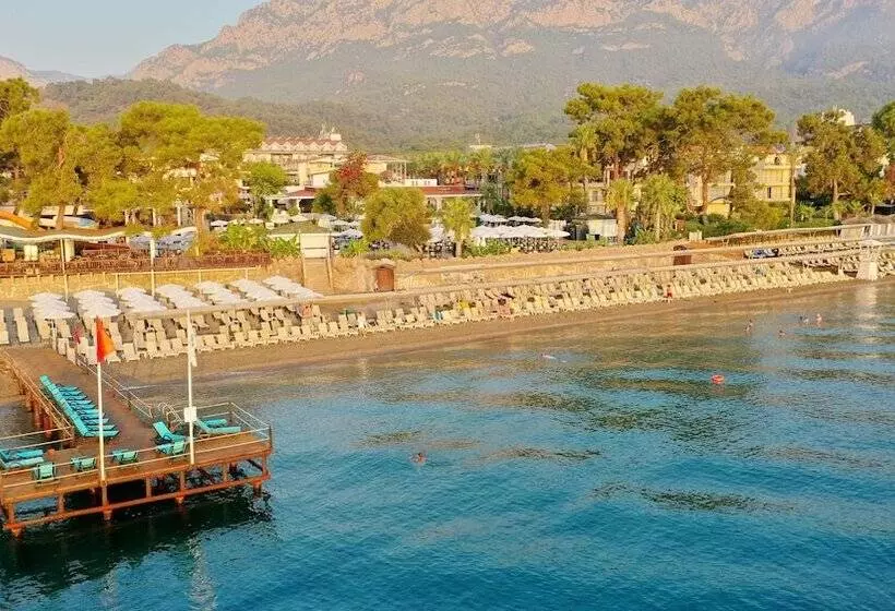 Crystal Aura Beach Resort & Spa   Ultimate All Inclusive