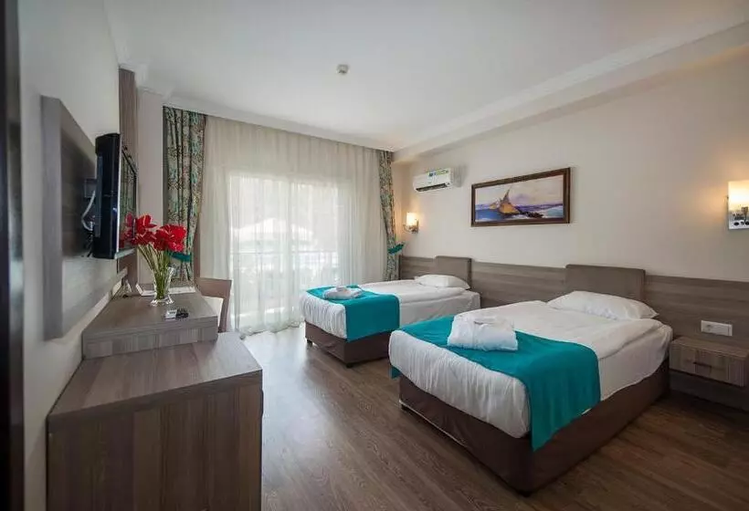 Crystal Aura Beach Resort & Spa   Ultimate All Inclusive