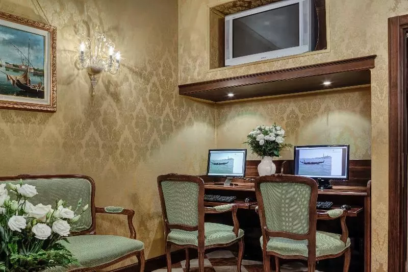 هتل Antica Locanda Al Gambero