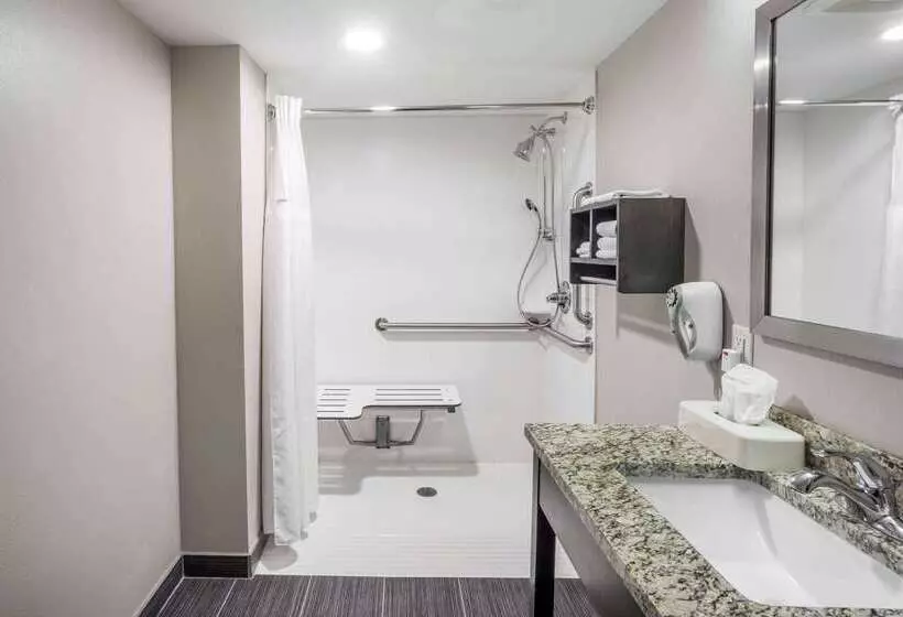 酒店 Baymont By Wyndham Clarksville