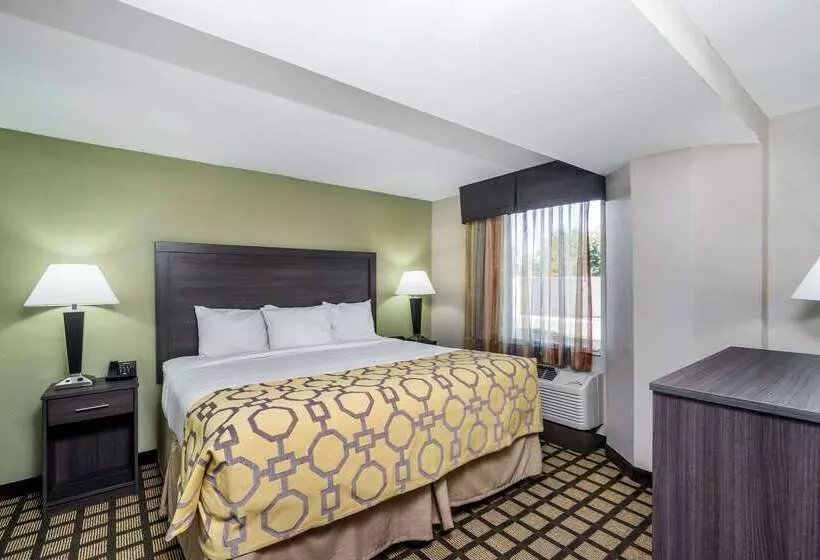 酒店 Baymont By Wyndham Clarksville