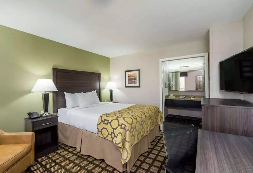 酒店 Baymont By Wyndham Clarksville