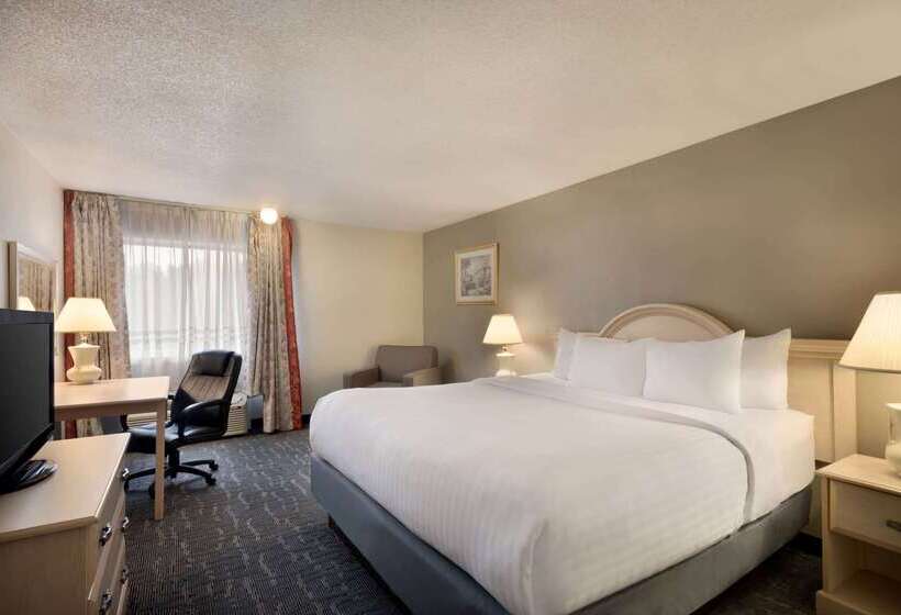 ホテル Baymont By Wyndham Des Moines North