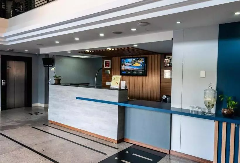 酒店 Comfort Porto Alegre