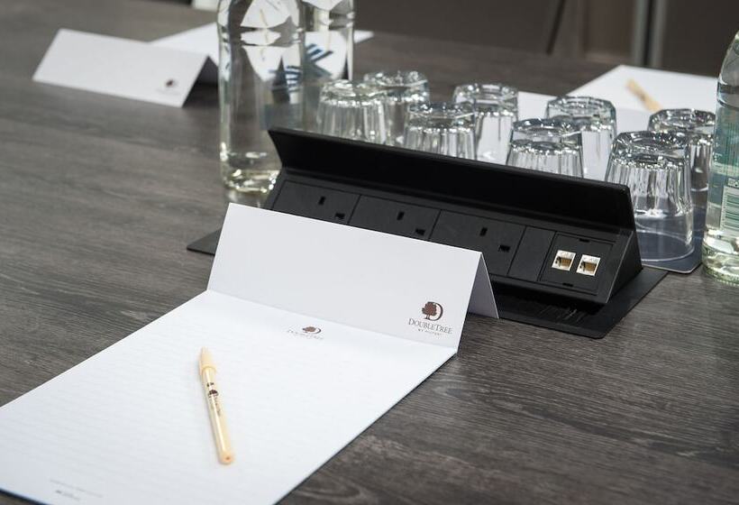 酒店 Doubletree By Hilton  Edinburgh Airport