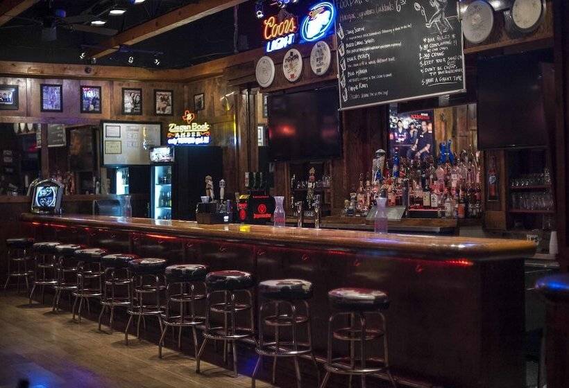 호텔 Express Inn & Suites