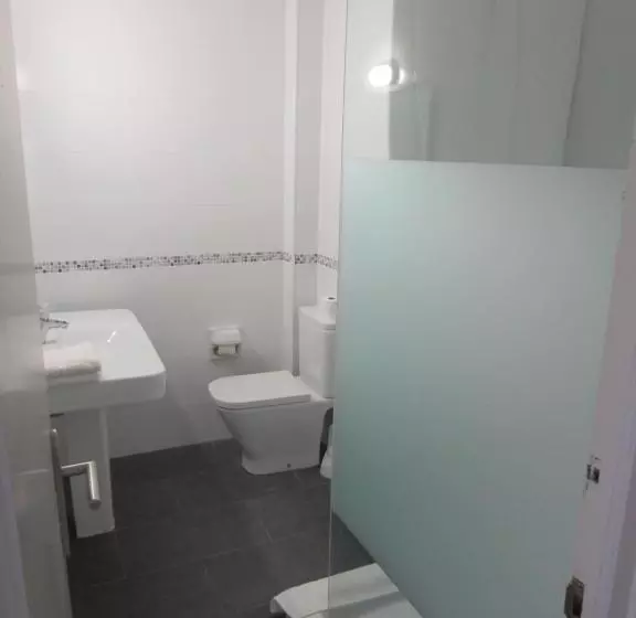 Отель Apartaments Gesòria Porta Ferrada