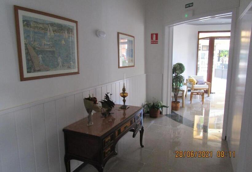 호텔 Apartaments Gesòria Porta Ferrada