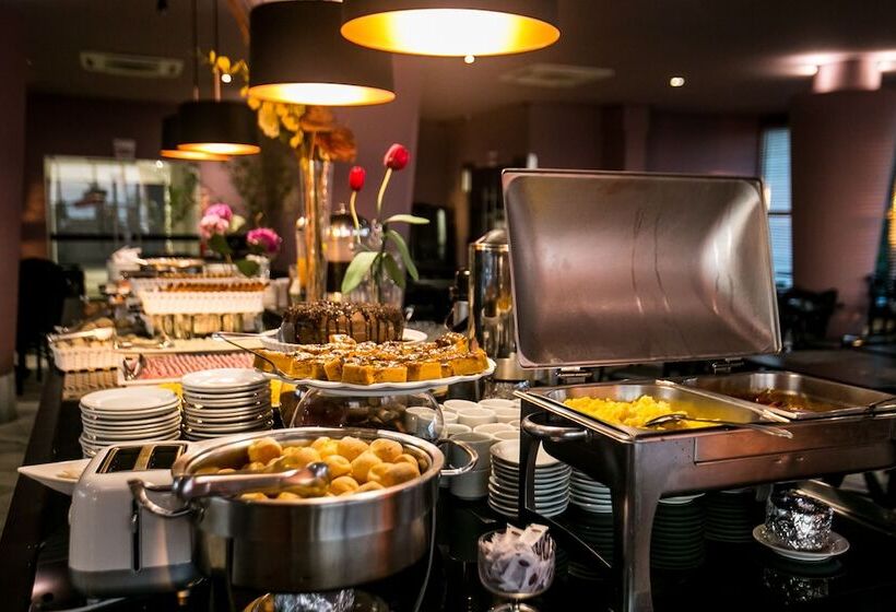 Favorita Golden Hotel E Eventos