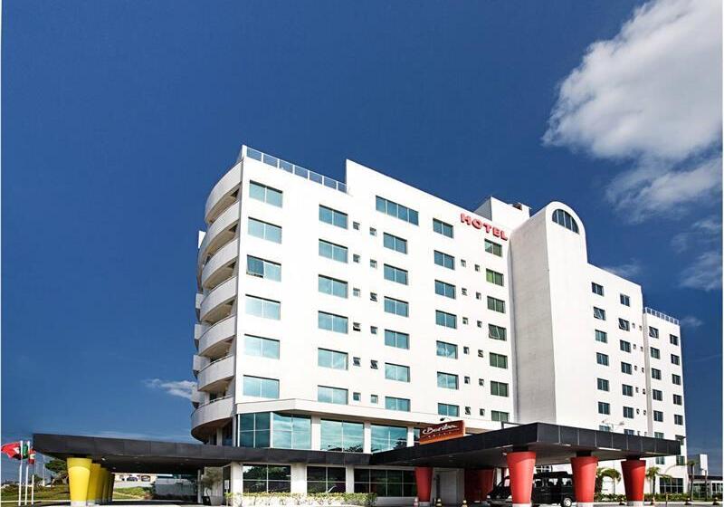 Favorita Golden Hotel E Eventos