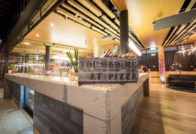 Highlander Hotel Bar Kitchen Rooftop