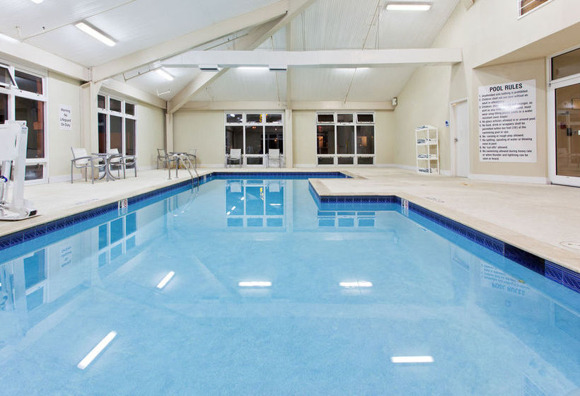 בית מלון כפרי Holiday Inn Express Dalton, An Ihg