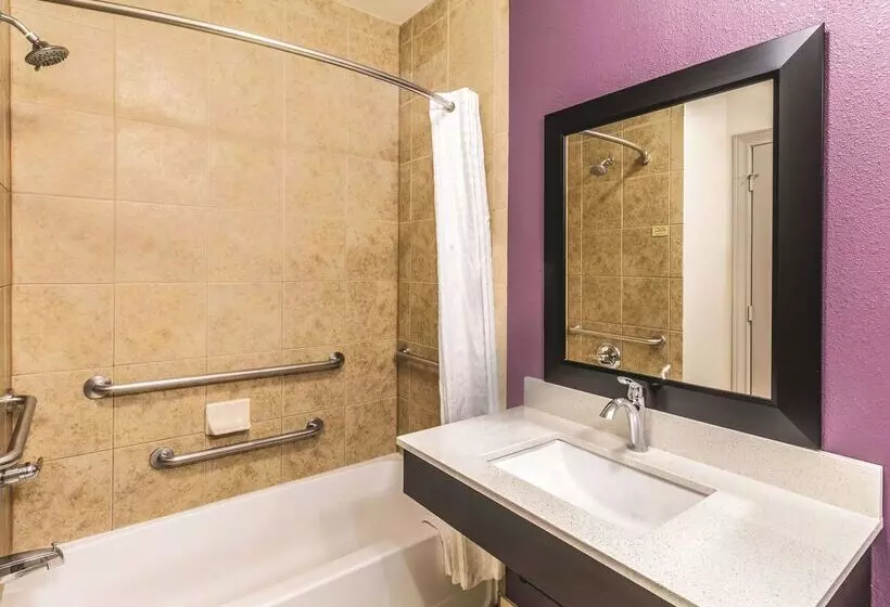 호텔 La Quinta By Wyndham Mission At West Mcallen