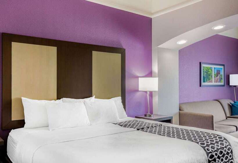 Отель La Quinta By Wyndham Mission At West Mcallen