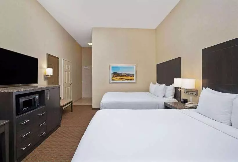هتل La Quinta By Wyndham Paso Robles