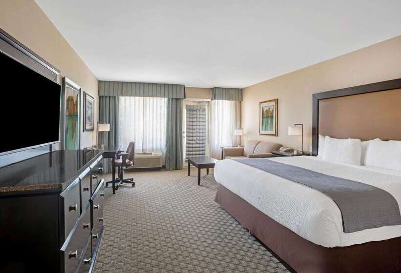 בית מלון כפרי La Quinta By Wyndham Paso Robles