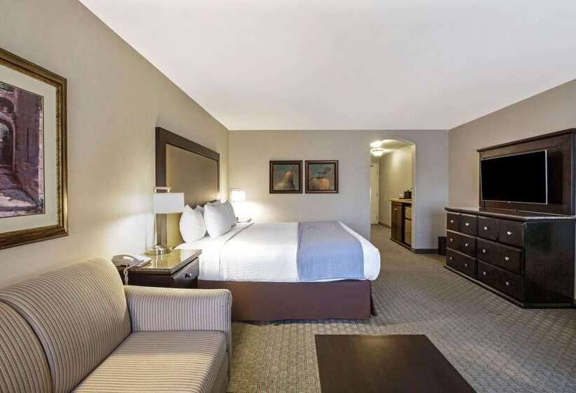 בית מלון כפרי La Quinta By Wyndham Paso Robles