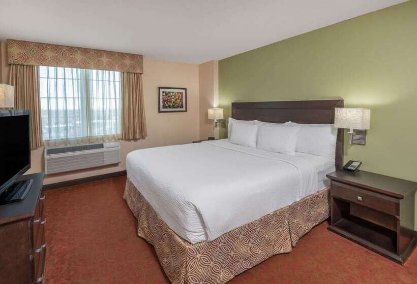 هتل La Quinta By Wyndham San Antonio Medical Ctr. Nw