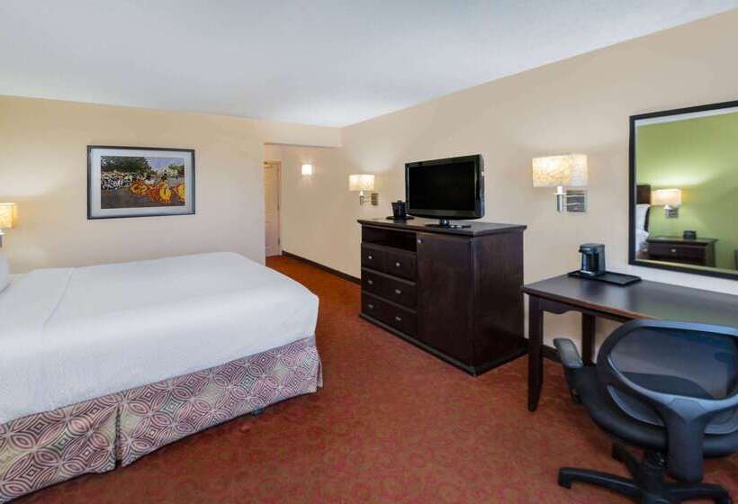 هتل La Quinta By Wyndham San Antonio Medical Ctr. Nw