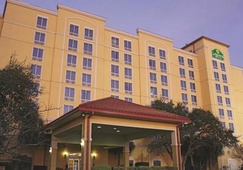 호텔 La Quinta By Wyndham San Antonio Medical Ctr. Nw