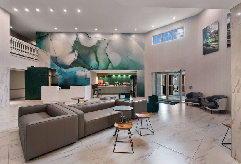 Wyndham Garden Galena Hotel & Day Spa