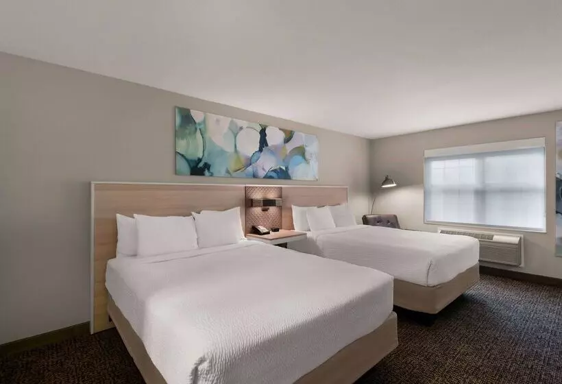 Wyndham Garden Galena Hotel & Day Spa