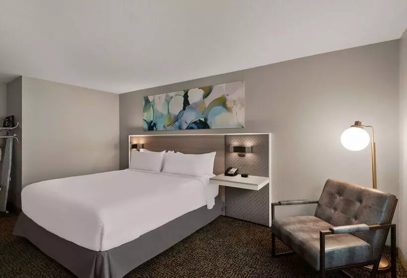 Wyndham Garden Galena Hotel & Day Spa