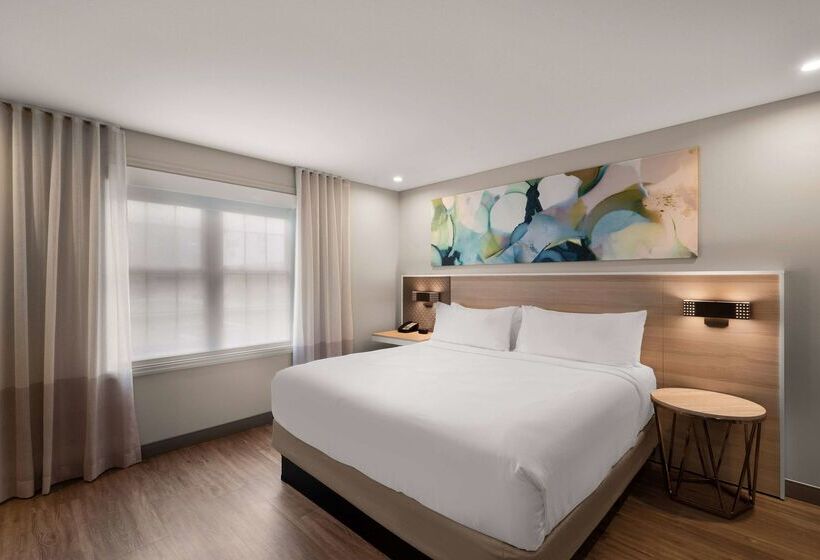 Wyndham Garden Galena Hotel & Day Spa