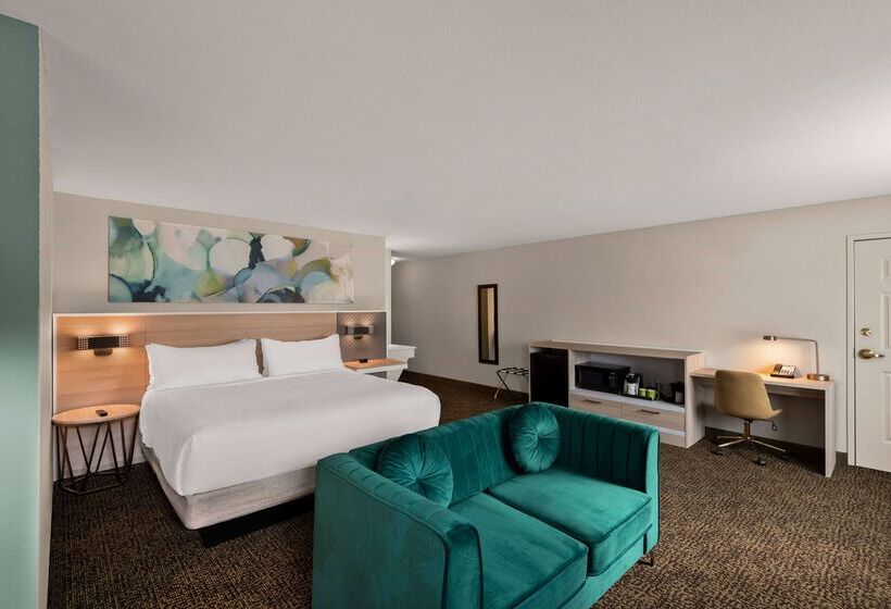 Wyndham Garden Galena Hotel & Day Spa