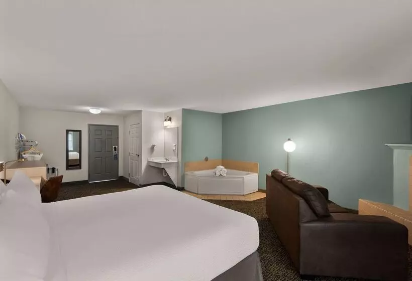 Wyndham Garden Galena Hotel & Day Spa