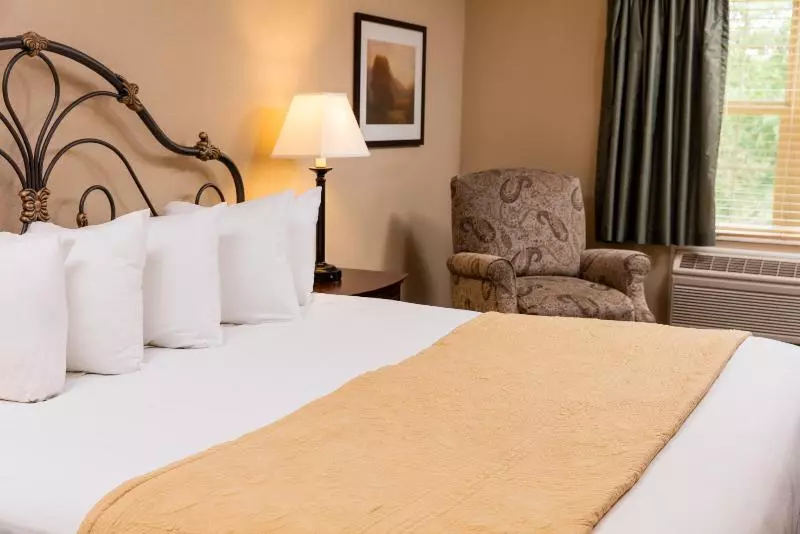 Wyndham Garden Galena Hotel & Day Spa