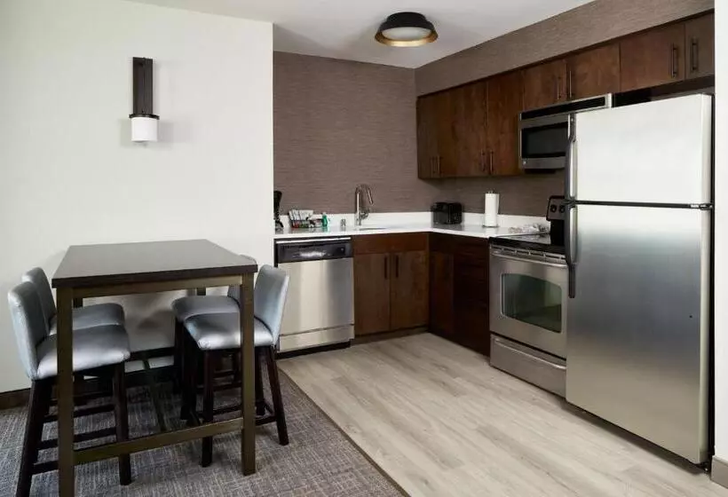 Отель Residence Inn Los Angeles Westlake Village