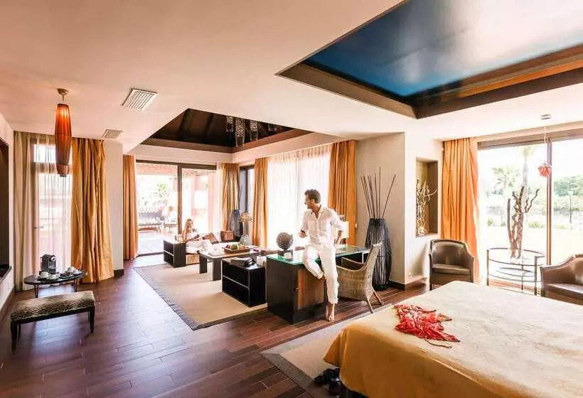 호텔 Royal Hideaway Sancti Petri