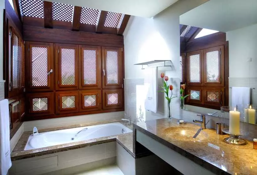 호텔 Royal Hideaway Sancti Petri