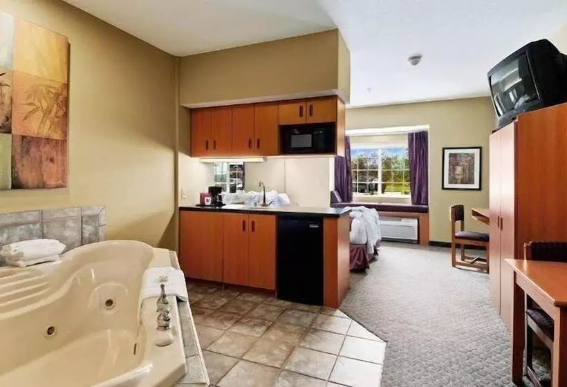 酒店 Stay Beyond Inn & Suites