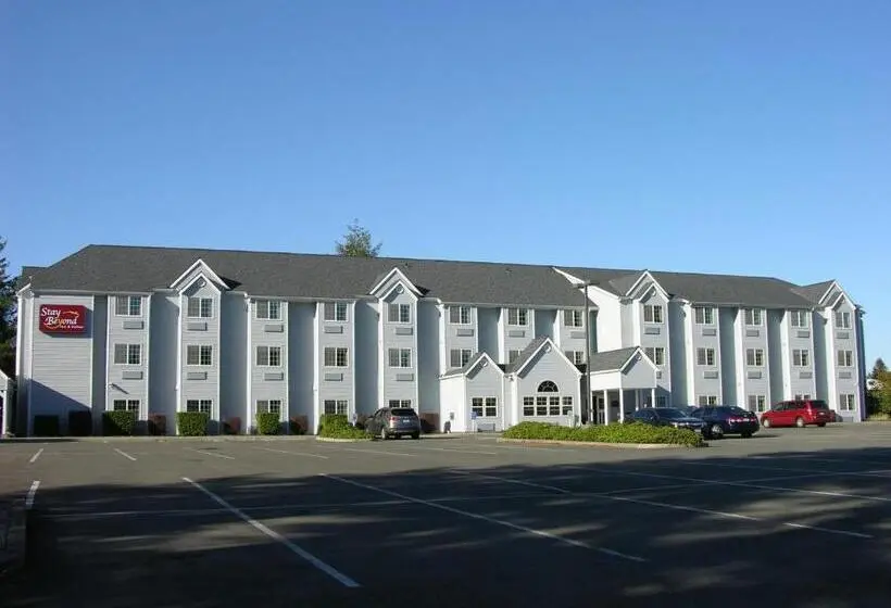 Hotelli Stay Beyond Inn & Suites