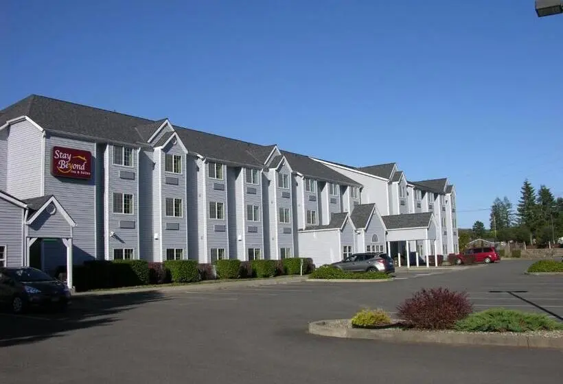 Hotelli Stay Beyond Inn & Suites