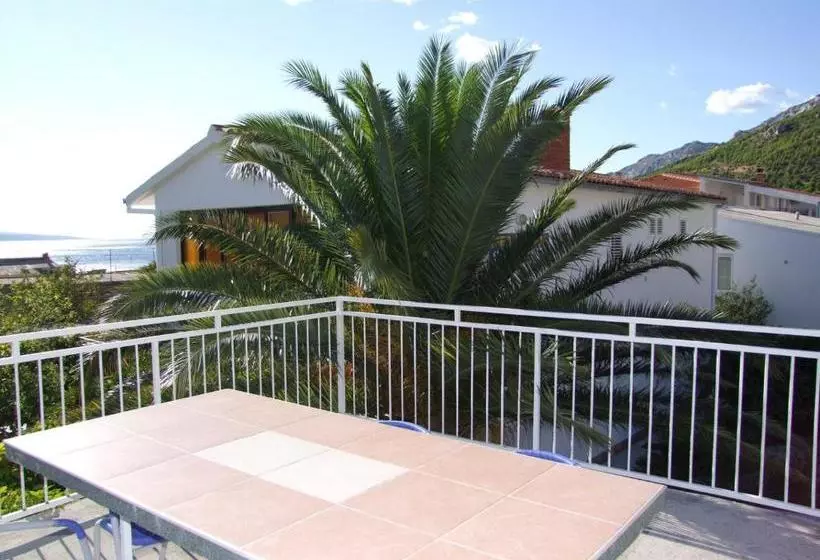 Apartamentos Baska Voda