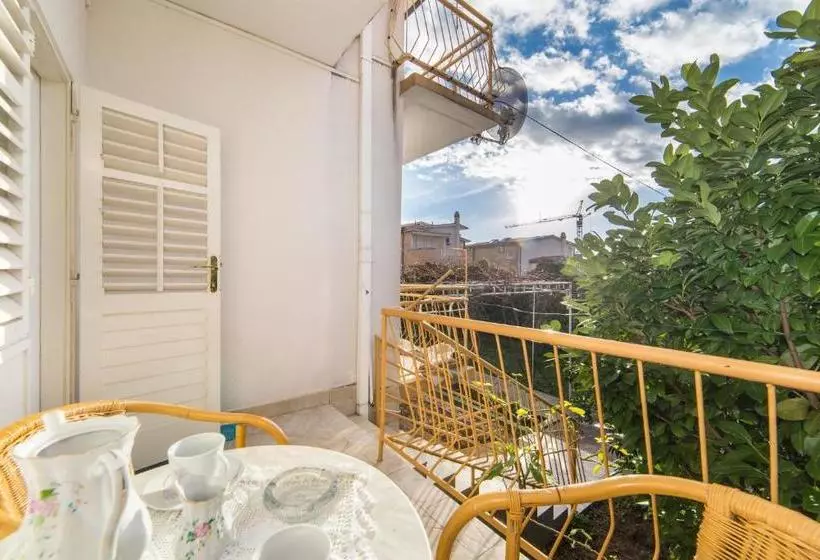 Apartamentos Baska Voda