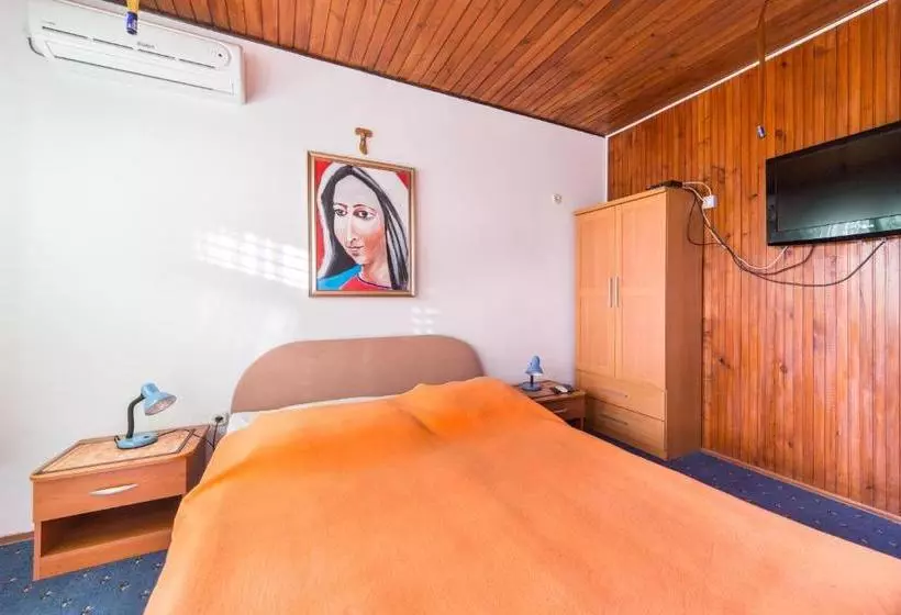 Apartamentos Baska Voda