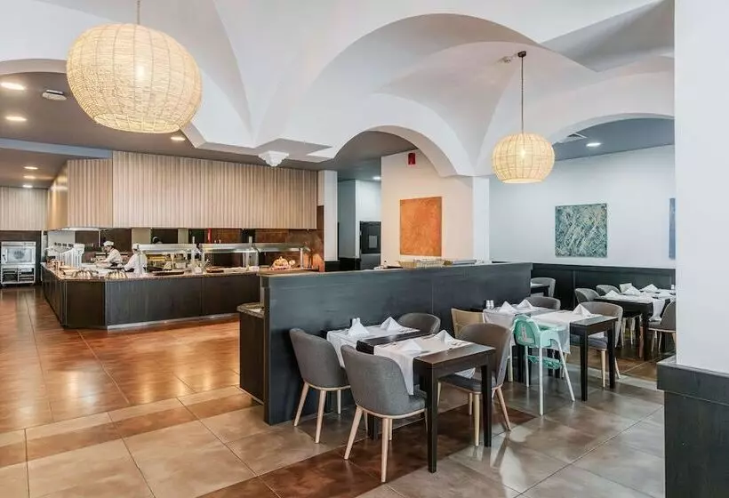 Отель Alua Helios Bay