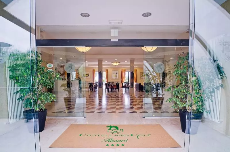 هتل Castellaro Golf Resort