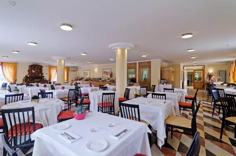 هتل Castellaro Golf Resort