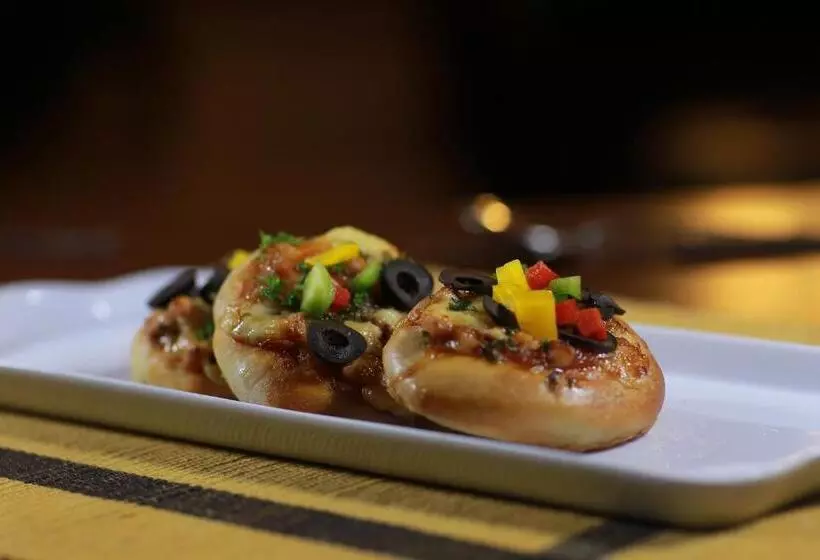 Hotel Citrus Hikkaduwa