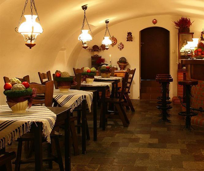 בית מלון כפרי Lezno Palace