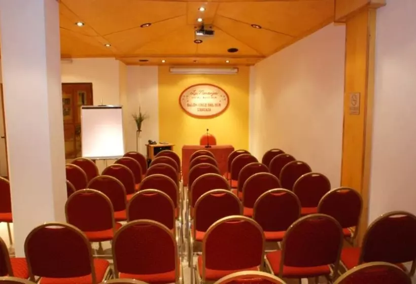 ホテル Los Naranjos