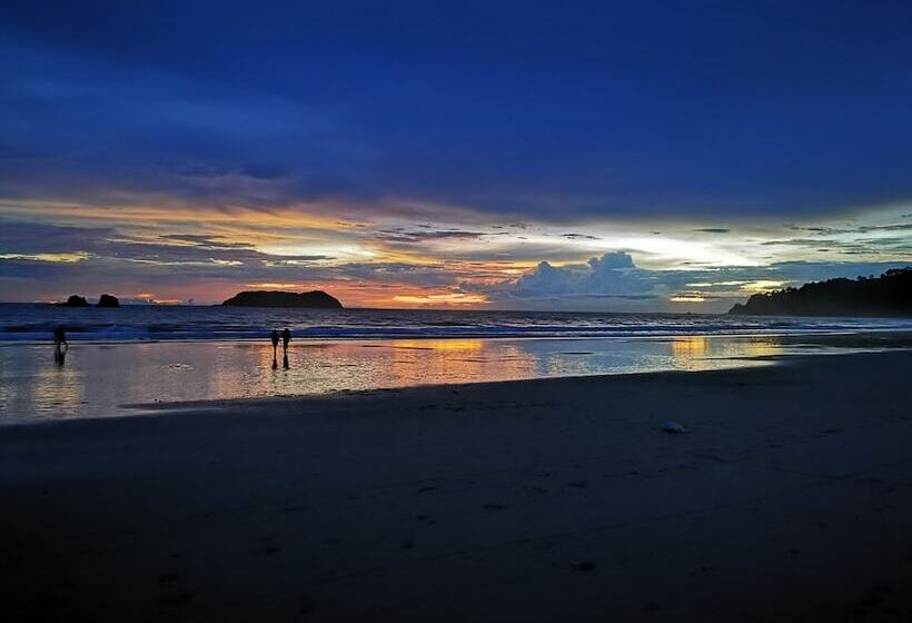 فندق Playa Espadilla & Gardens