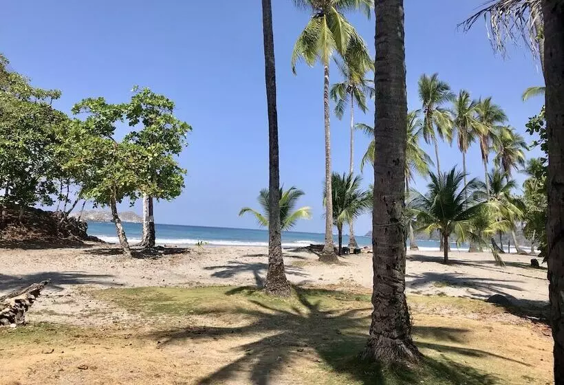 בית מלון כפרי Playa Espadilla & Gardens